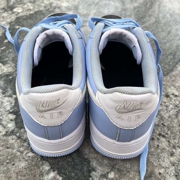 Nike Air Force 1 - Men’s size 8 w/ crease protectors - Picture 3 of 6